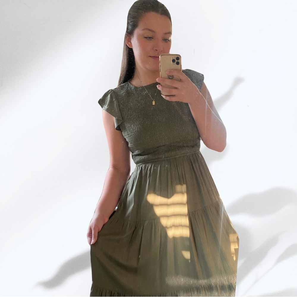 Flutter Short Sleeve Smocked Midi Dress